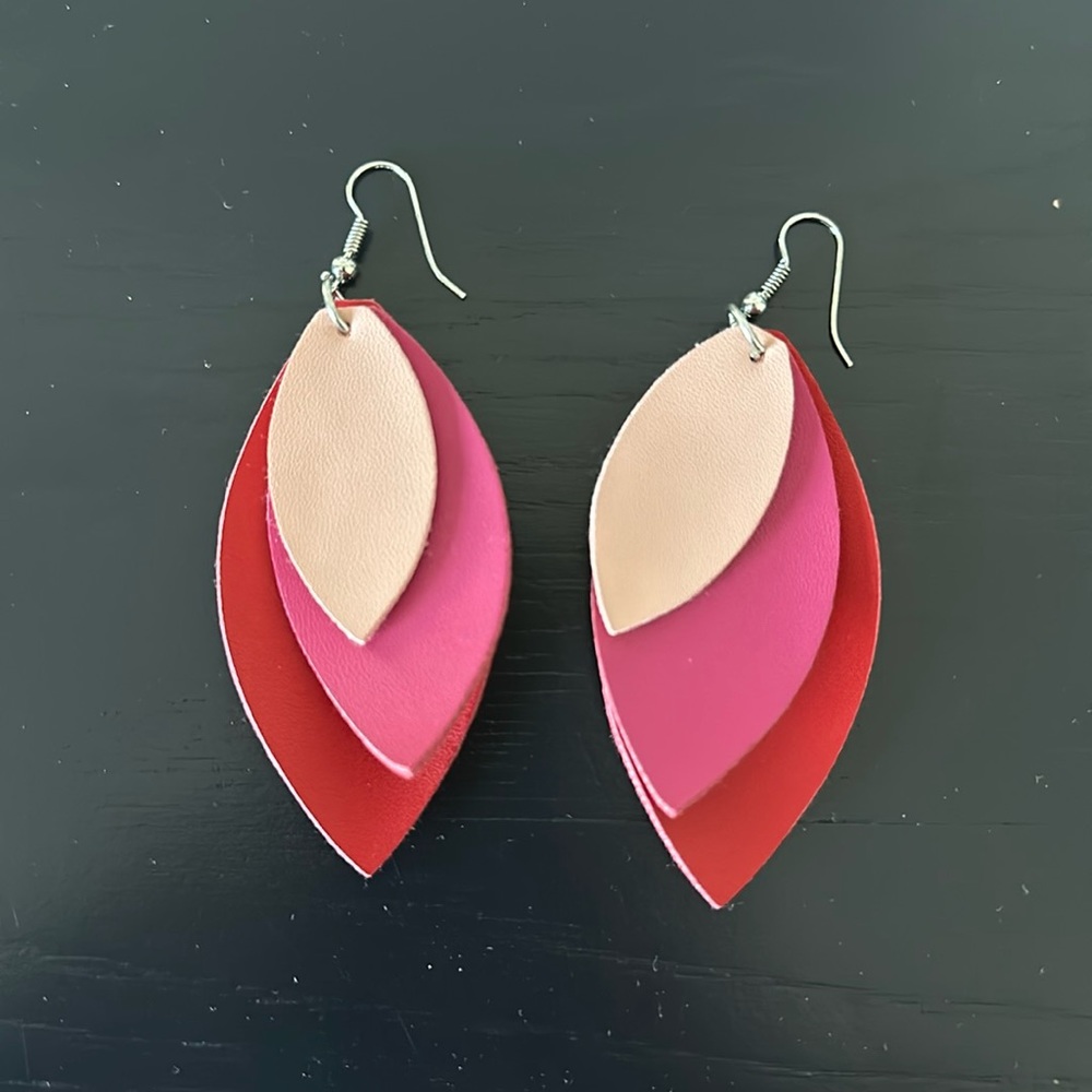 NWOT Red and pink accent earrings